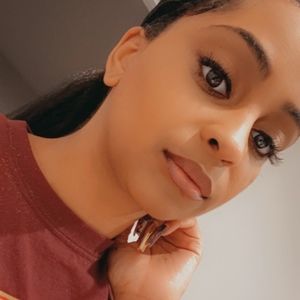 Meet your Posher, Sabrina